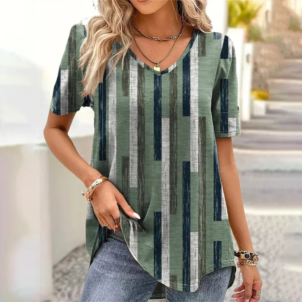 Women's Floral V-Neck Relaxed Fit Everyday Blouse