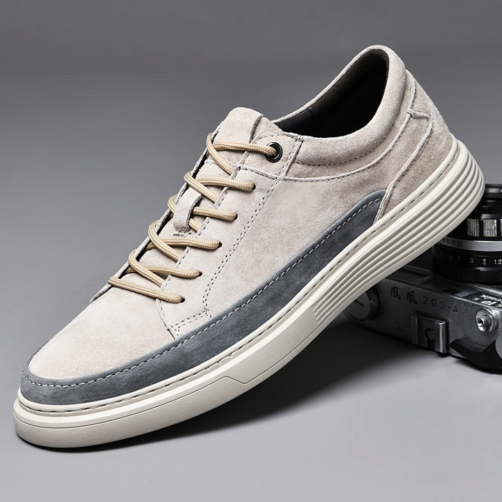 Giovanni Genuine Leather Sneaker