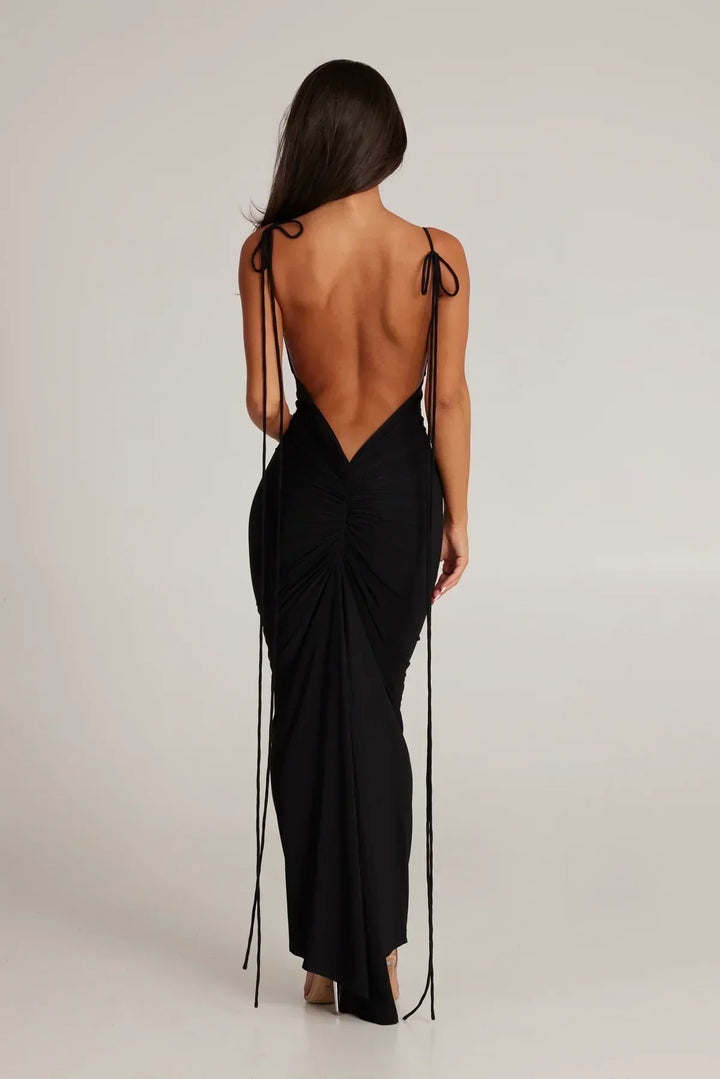 Astrid | Elegant Backless Maxi Dress
