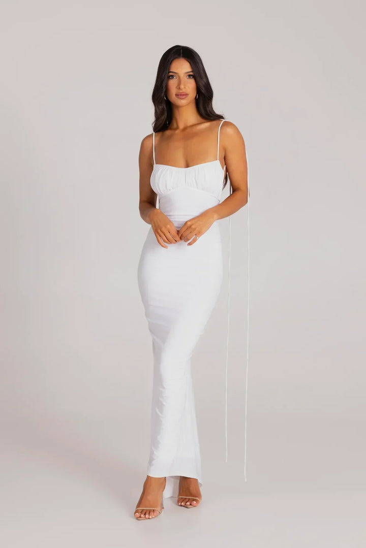 Astrid | Elegant Backless Maxi Dress