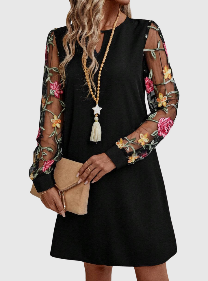 Lila | Elegant V-Neck Floral Dress