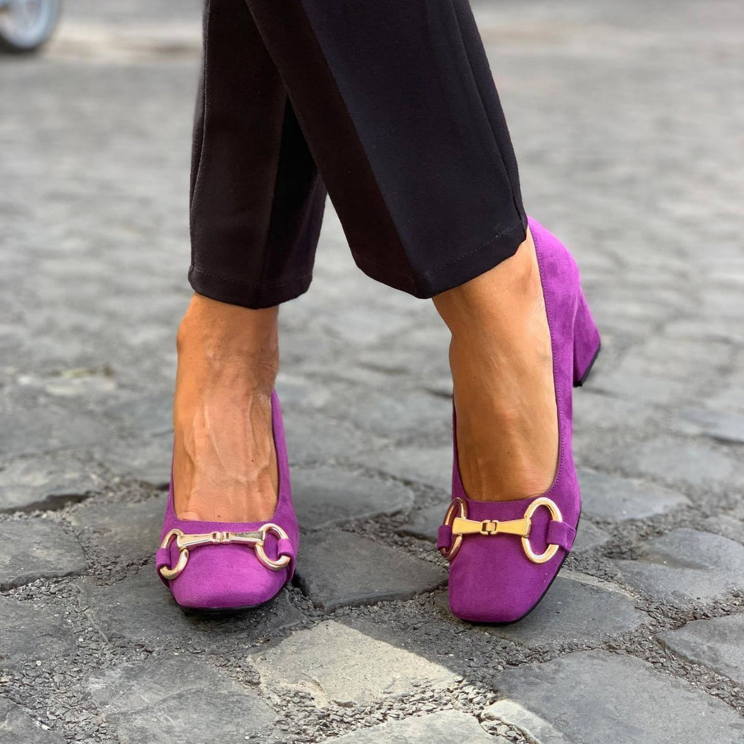 Lydia | Elegant Pumps with Gold Accents