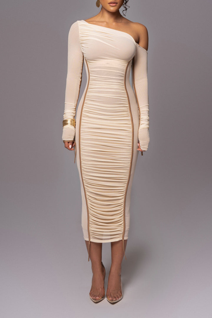 Amelie | Off-Shoulder Layered Midi Dress