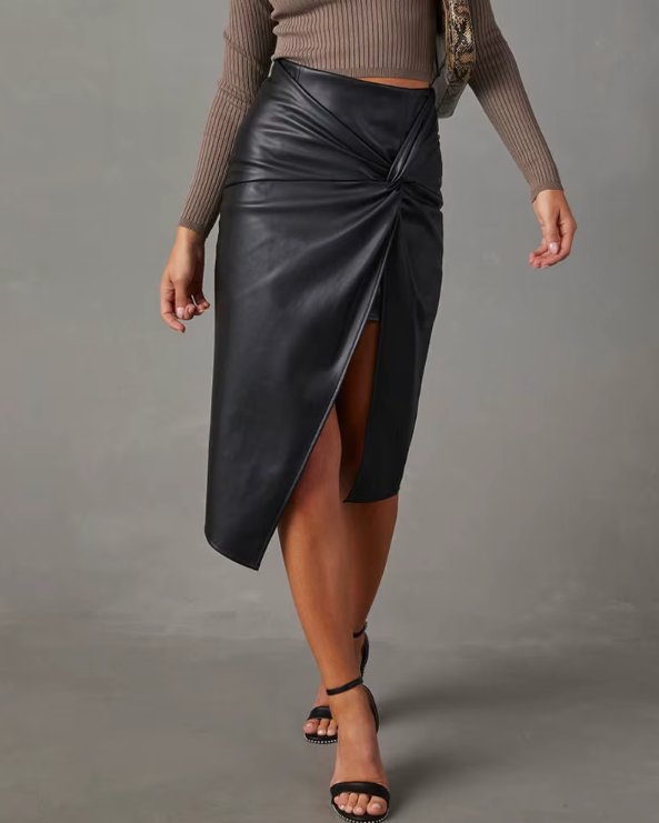Modena Curve Leather Skirt