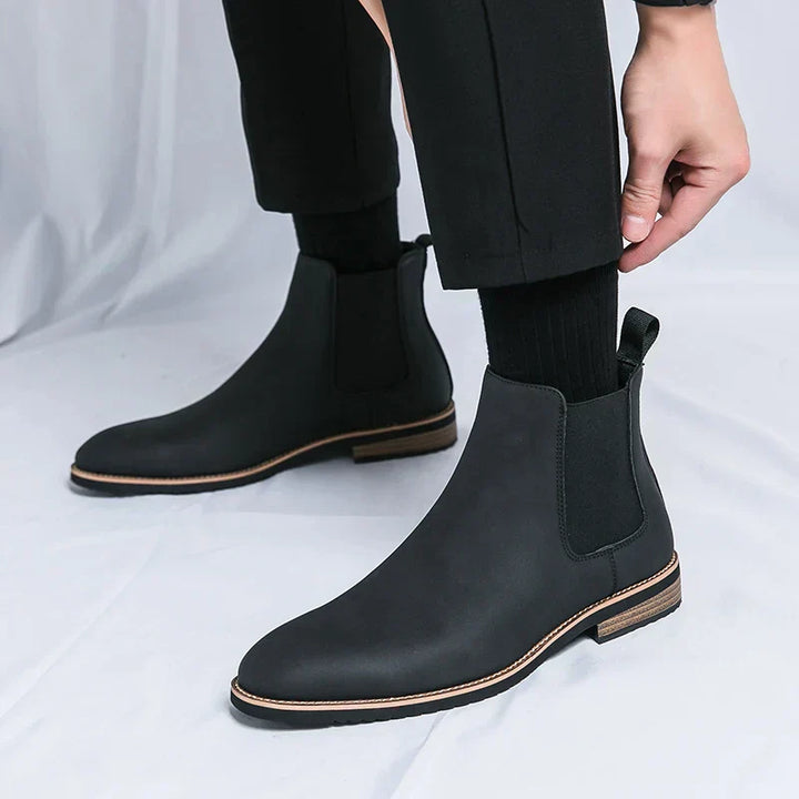 Eliza© Cosmo | Leather Chelsea Boots