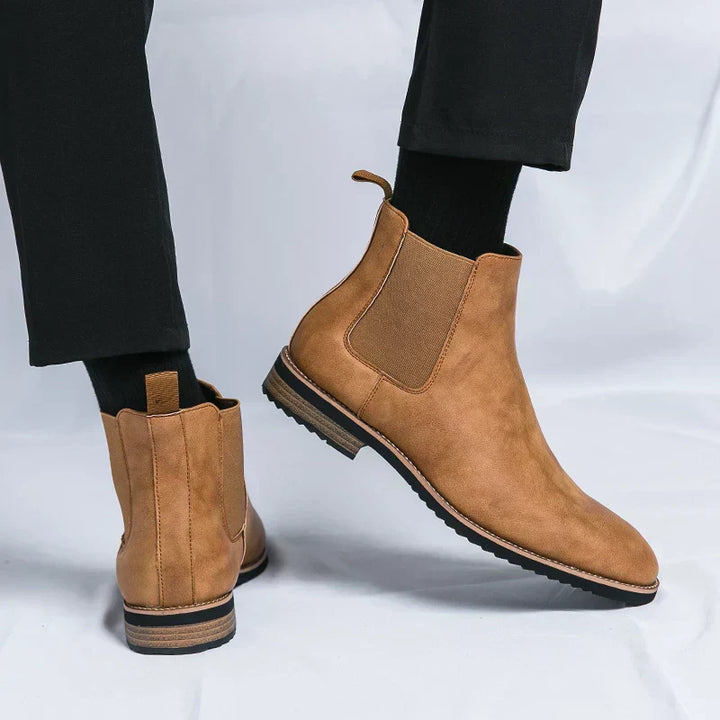 Eliza© Cosmo | Leather Chelsea Boots
