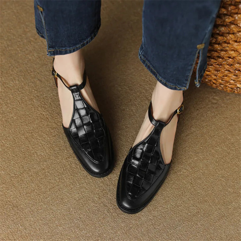 Daphne | Vintage-Style Strap Heels