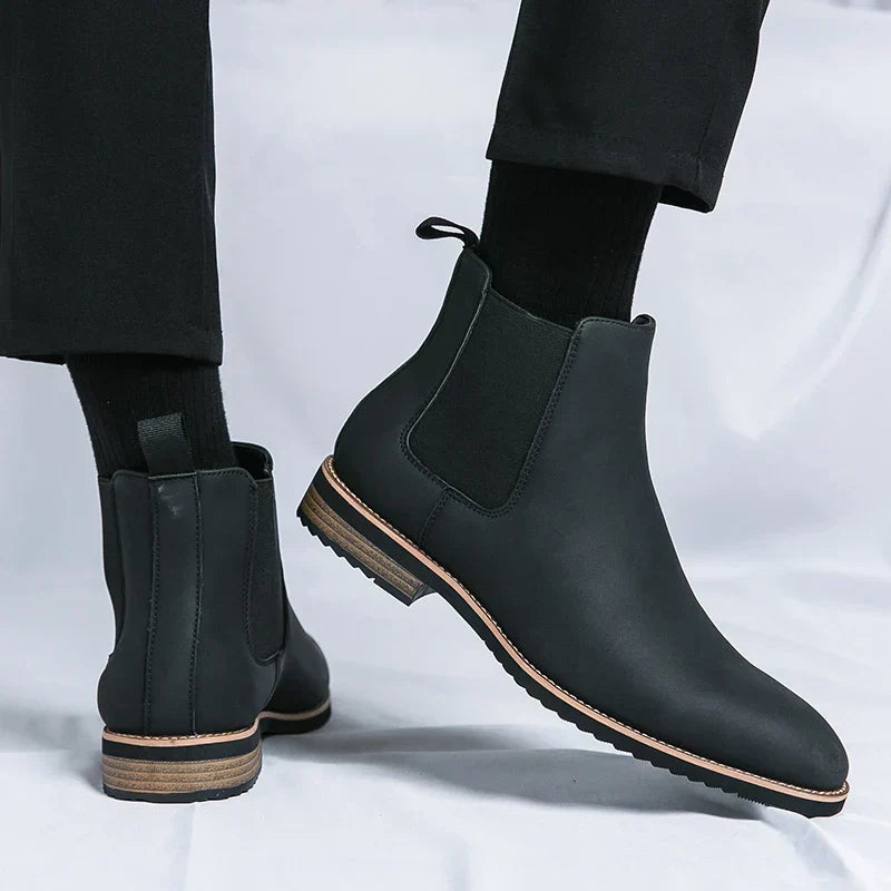 Eliza© Cosmo | Leather Chelsea Boots