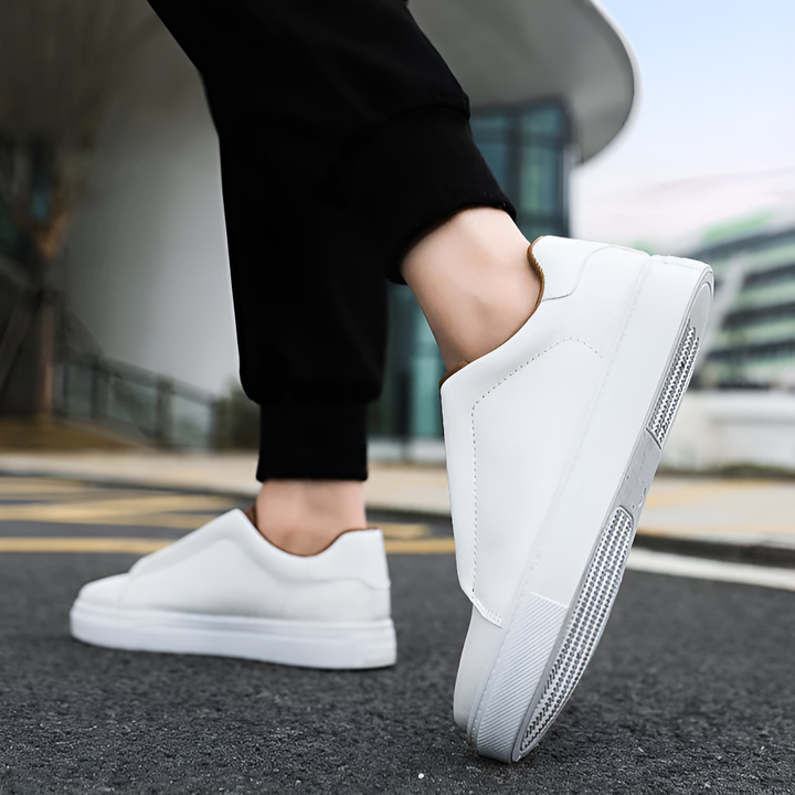 Eliza© Bernardo | Stylish Sneakers