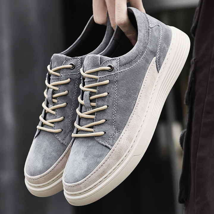 Giovanni Genuine Leather Sneaker