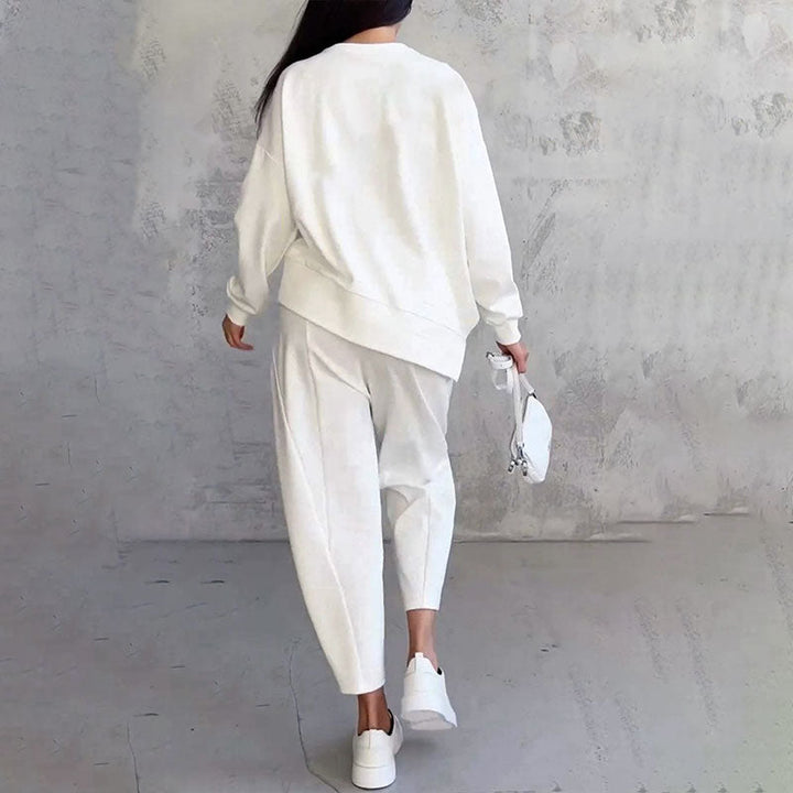 2-Piece Top & Trousers Set – Wrinkle-free, breathable & soft. Easy pull-on, no ironing. Perfect for daily comfort & travel.