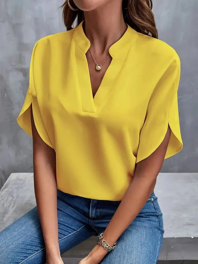 Melissa | Elegant top with sweetheart neckline
